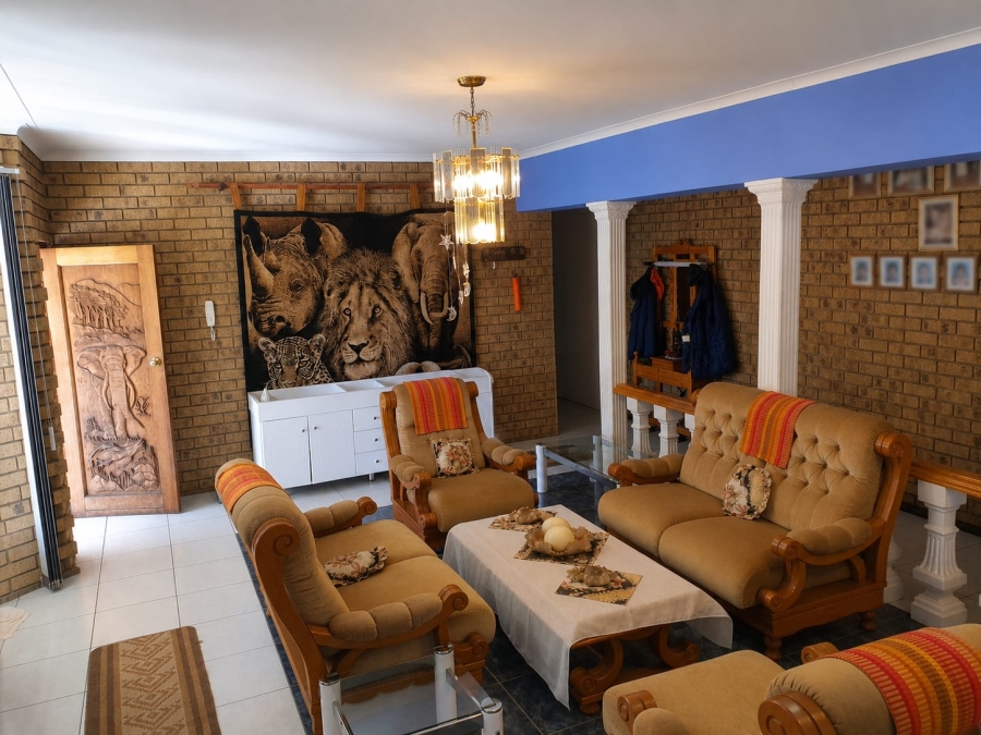 5 Bedroom Property for Sale in Cashan North West